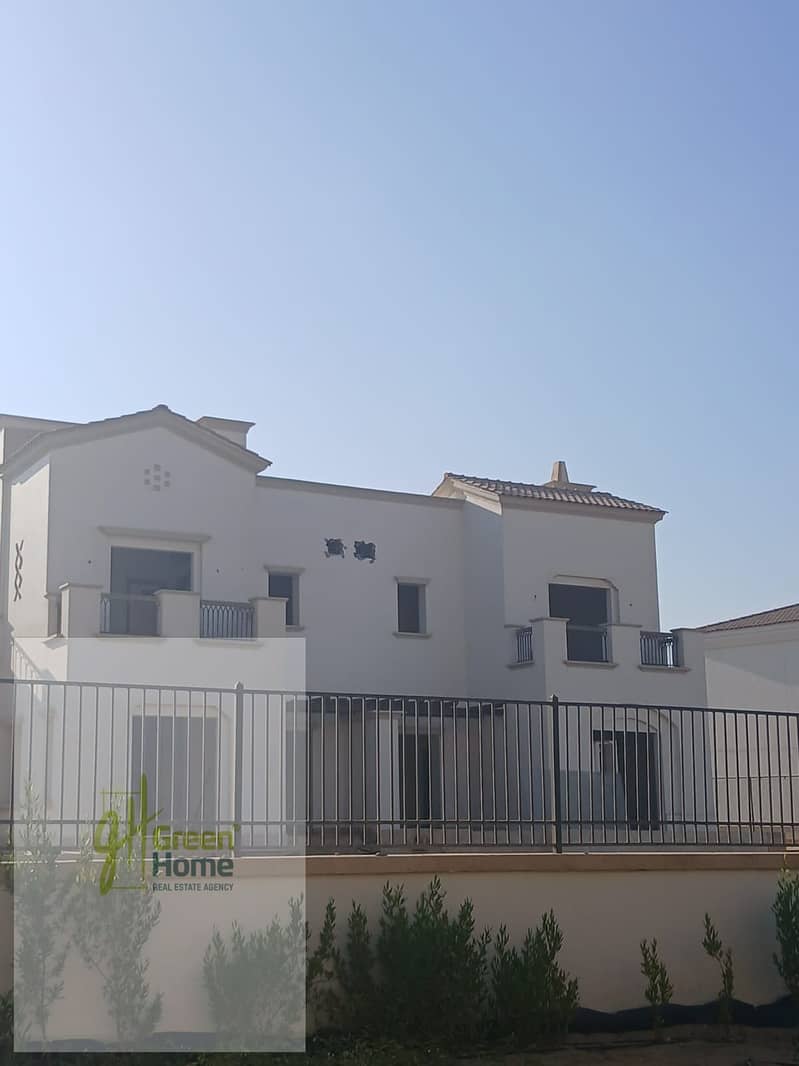 8 4f104b1d-1c72-42b0-8e58-f5470a1f2726. jpg