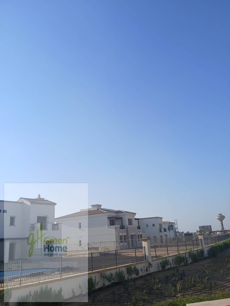 14 41b6f320-0ee1-472f-a12b-1c5980b54ca2. jpg