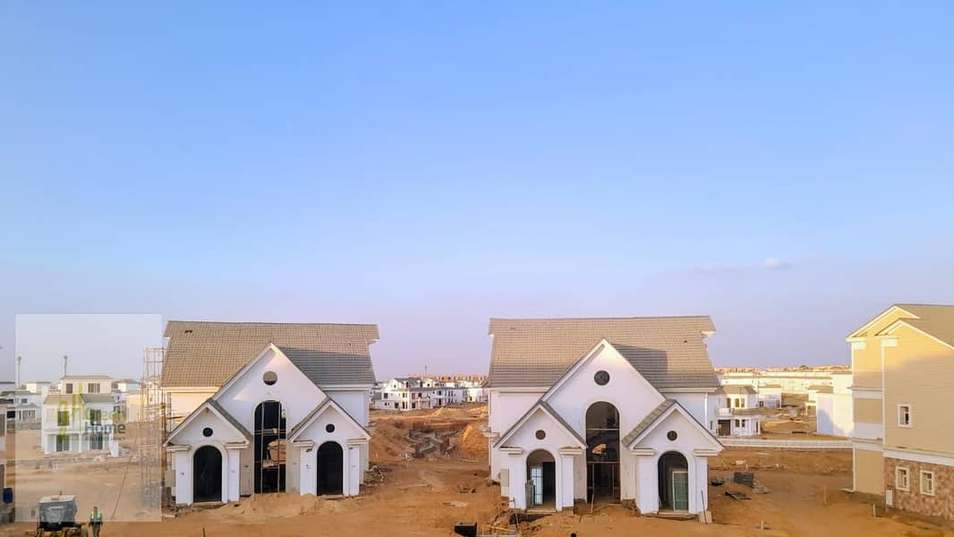 8 crown - villa mesaha kbera. jpeg