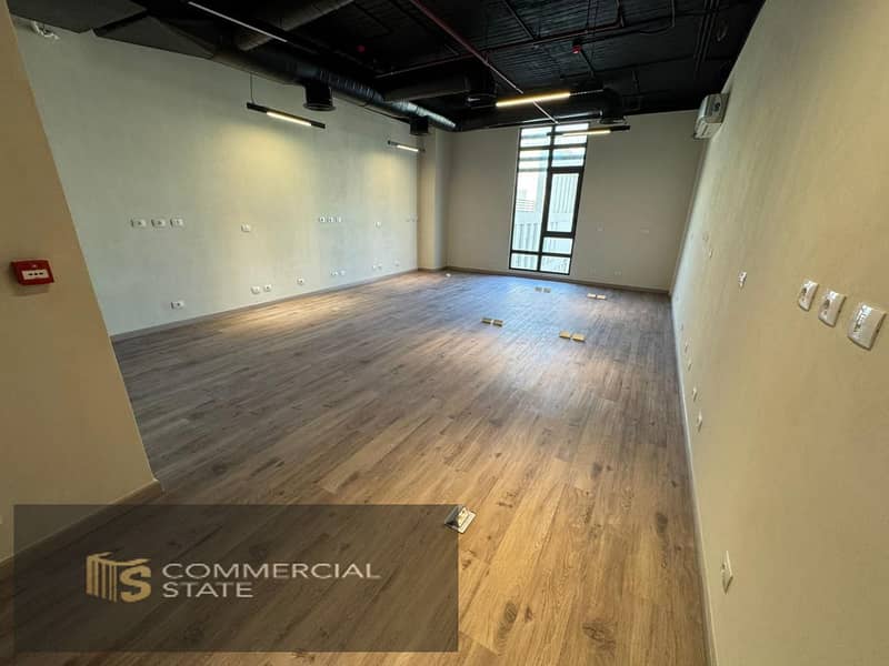 Finished Office at District 5 - 78m for Rent -New Cairo - Vista 3