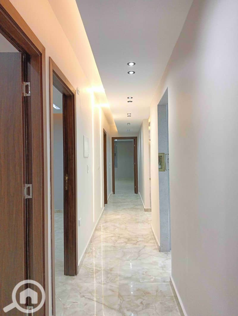 Administrative Office in Al Haram Main Street - Ultra Modern - 1st Floor, 5 Rooms - Ansicht 6