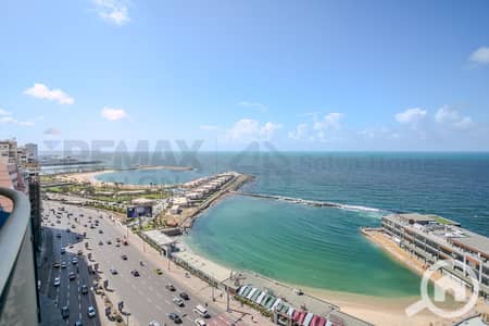 شقة 6 غرف نوم للبيع في سان ستيفانو، الإسكندرية - 1. jpg