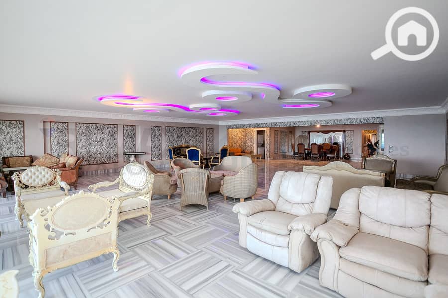 Apartment for sale 600 m San Stefano (directly on the sea - Al-Nahhas Tower) – pohled 4
