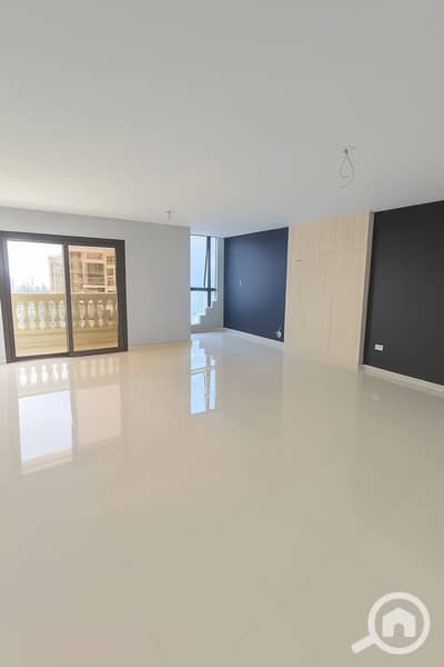 مکتب  للايجار في لوران، الإسكندرية - D472A4C2-DE5B-4C5A-986E-B0A6CD61AB69. png