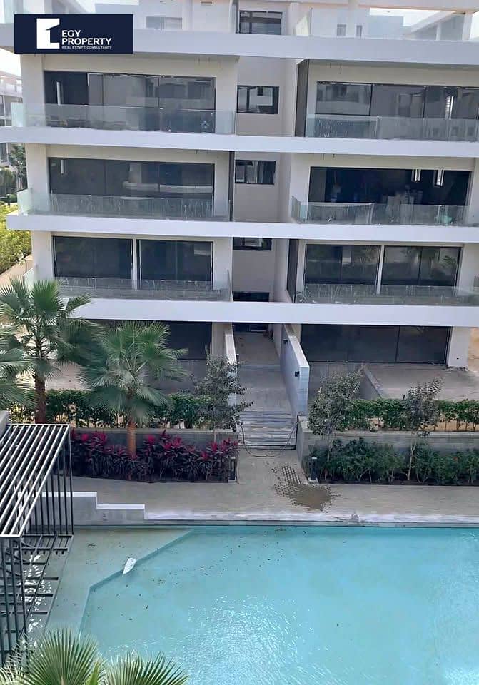 With a Prime View Luxury Villa for Sale in Lake View Boutique - New Cairo - Meer