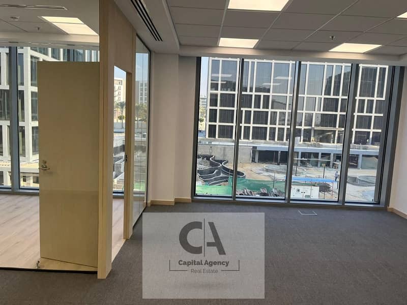Fully finished 96 sq m office for rent inside CFC, amidst major international companies, at a special price - Fifth Settlement - Widok 3