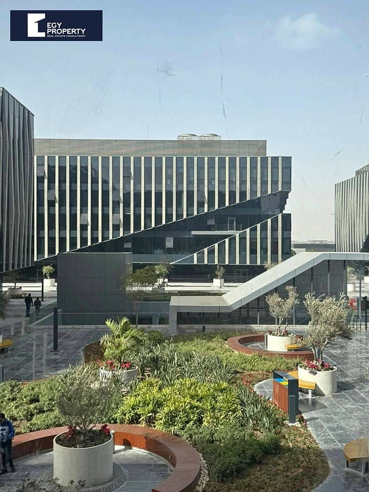With a Prime Location Office for Sale in Sodic Ednc - New Cairo - Ansicht 2