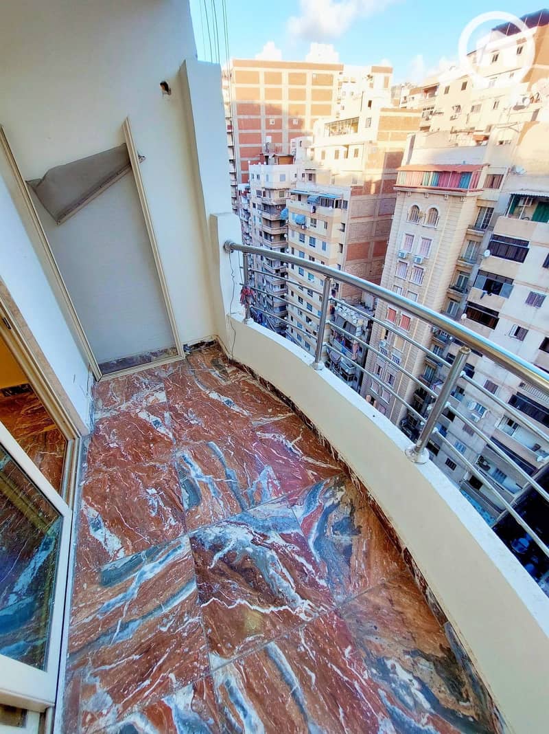 For sale: 160 m² with 3 bedrooms, 3 reception rooms, 2 bathrooms, 12 floors on Al-Issawi Main Street, Miami. Total cost: 4 million and 250 thousand. - Ansicht 4