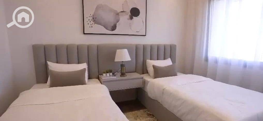 For sale: 118m² apartment + 65m² garden in Marvel Al-Marasem, New Zayed. Ultra super-lux finish, 2 bedrooms (master with bath & dressing), reception, - Widok 2