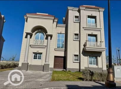 فیلا 5 غرف نوم للبيع في المنصورة الجديدة، الدقهلية - 481260116_1362554508071319_7708445228497936622_n. jpg