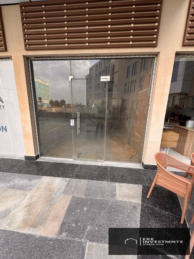 Commercial space for rent in a prime location in Eterna Health City, Mivida. Immediate occupancy - at the lowest price on the market. - Ansicht 5