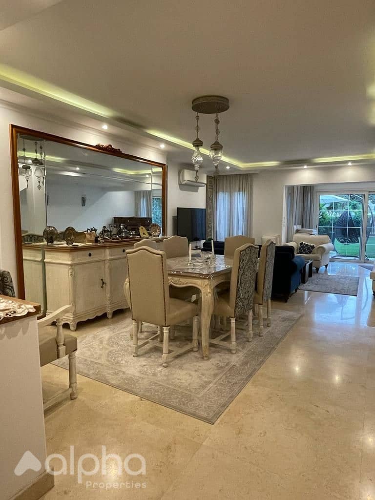 I villa garden for sale in giza plateau compound mountain view ultra modern with kitchen – pohled 5