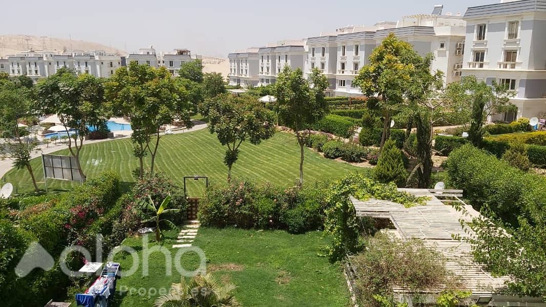 I villa roof for sale in giza plateau compound mountain view 6 october ultra modern prime location – pohled 5