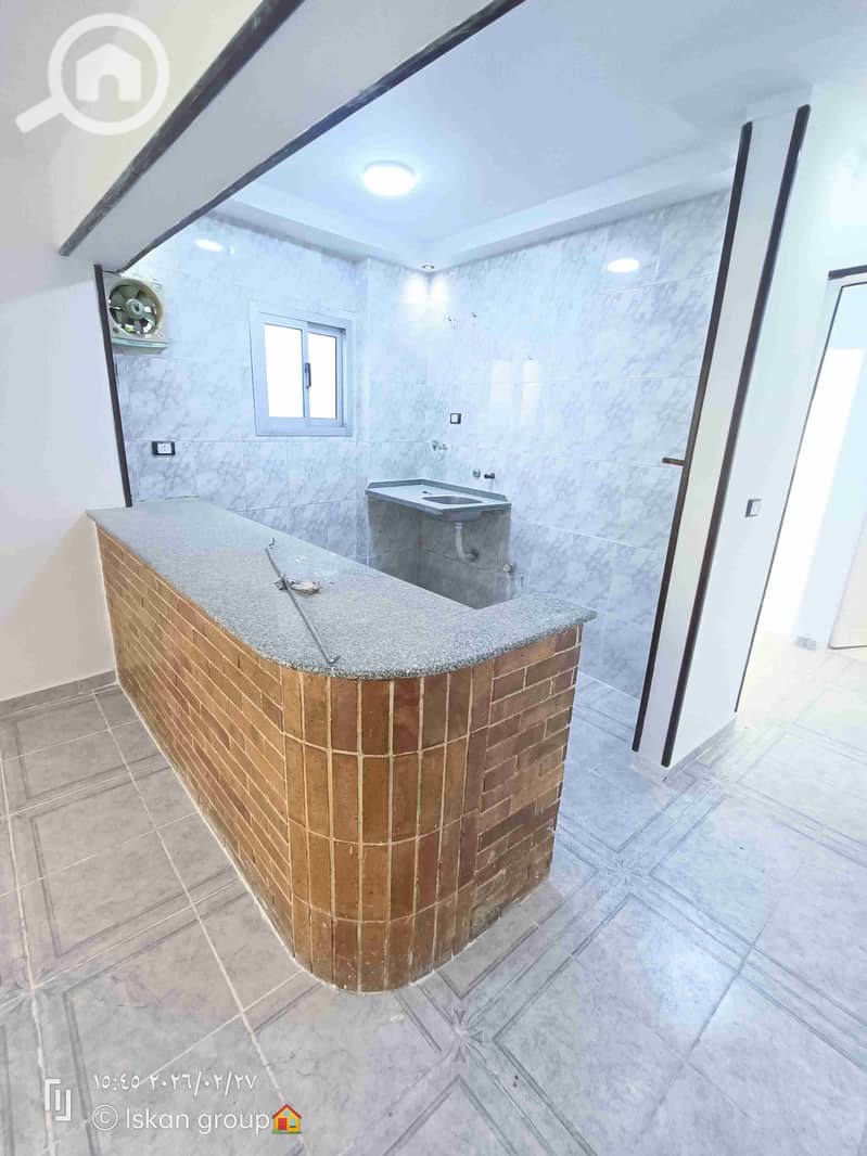 Apartment for sale in Alexandria, Al-Nakhil Beach, in the heart of services and markets, next to Mira swimming pool, a wonderful residential and summer location. - Więcej