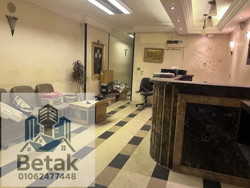 Clinic for sale 80m on بورسعيد main street Cleopatra consisting of two rooms and a hall with a private entrance and a large sign on بورسعيد street Cleopatra area.