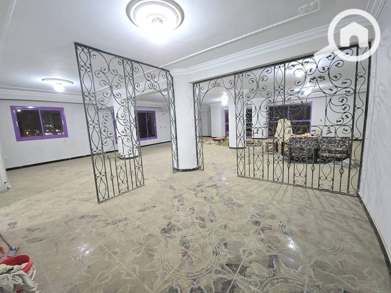 Office or clinic, 450 sq m, for sale on a main street in the First District, Nasr City - Więcej