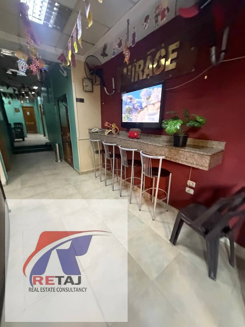 Commercial ground floor unit for sale in Nasr City behind the International Park located on Ibn Qutaiba Street Area 400 sqm Private entrance Super lux - Ansicht 5