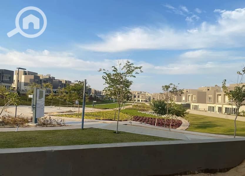 Twin house for sale in Etapa Compound, Sheikh Zayed - Aanzicht 5