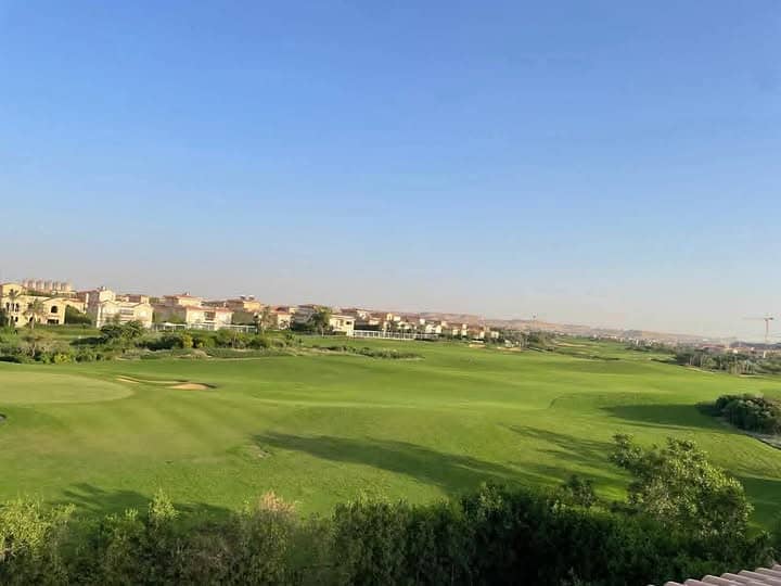 A distinctive villa with a direct view of the golf course in one of Madinaty's most prestigious areas – a prime location within VG2. - Ansicht 4