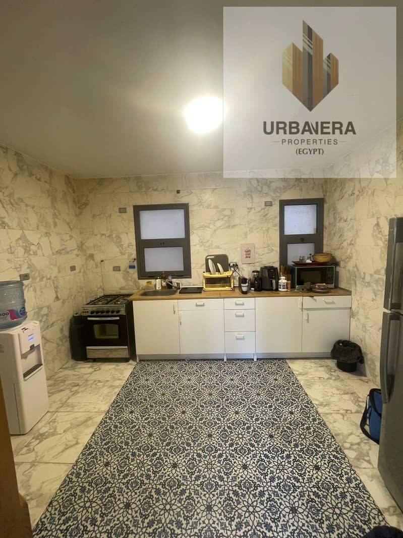 House, 420 m²