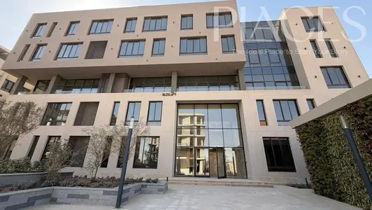 A prime address for your business: Administrative office for rent in a top location in District 5, Fifth Settlement. 192 square meters, fully finished