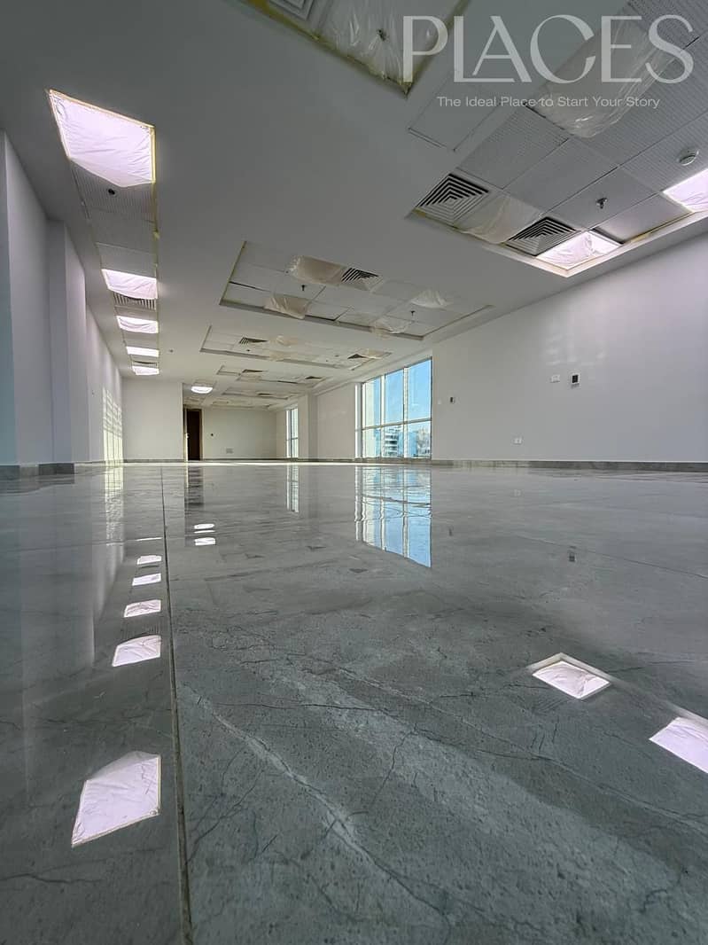 A prime administrative office for rent, 215 square meters, in one of the best locations on North 90th Street in New Cairo - Vista 2