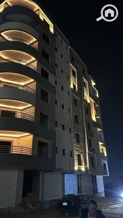 2 Bedroom Flat for Sale in Katameya, Cairo - night. jpeg