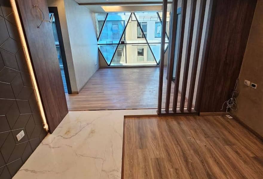 office 120SQM For Rent on North 90th Street Direct, Fully Finished in Cairo Business Plaza - Bild 2