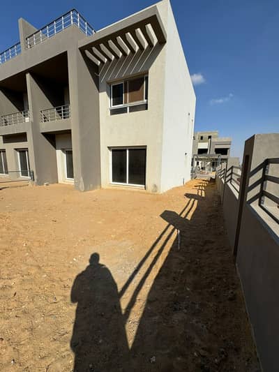 تاون هاوس 3 غرف نوم للبيع في الشيخ زايد، الجيزة - PHOTO-2026-03-04-22-17-08. jpg