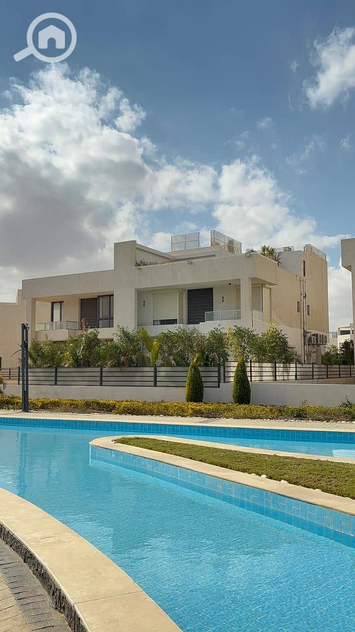 Townhouse corner for sale in a prime location with a landscape view inside Lake West Compound, ready to move in front of Beverly Hills, Sheikh Zayed – pohled 2