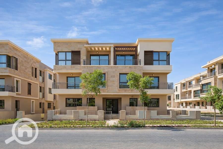 From the owner: A great villa for sale with immediate delivery in Taj City | Fifth Settlement - Mivida - Widok 2