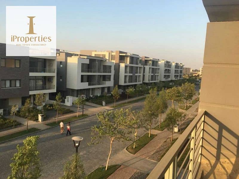 Apartment in the heart of Taj City Compound in New Cairo by Madinet Misr Company with a 10% down payment and installments over 8 years - Bild 4