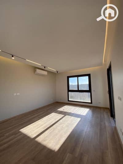 شقة 2 غرفة نوم للبيع في القاهرة الجديدة، القاهرة - WhatsApp Image 2026-03-04 at 5.32. 34 AM. jpeg شقة 2 غرفة نوم للبيع في القاهرة الجديدة، القاهرة - WhatsApp Image 2026-03-04 at 5.32. 34 AM. jpeg