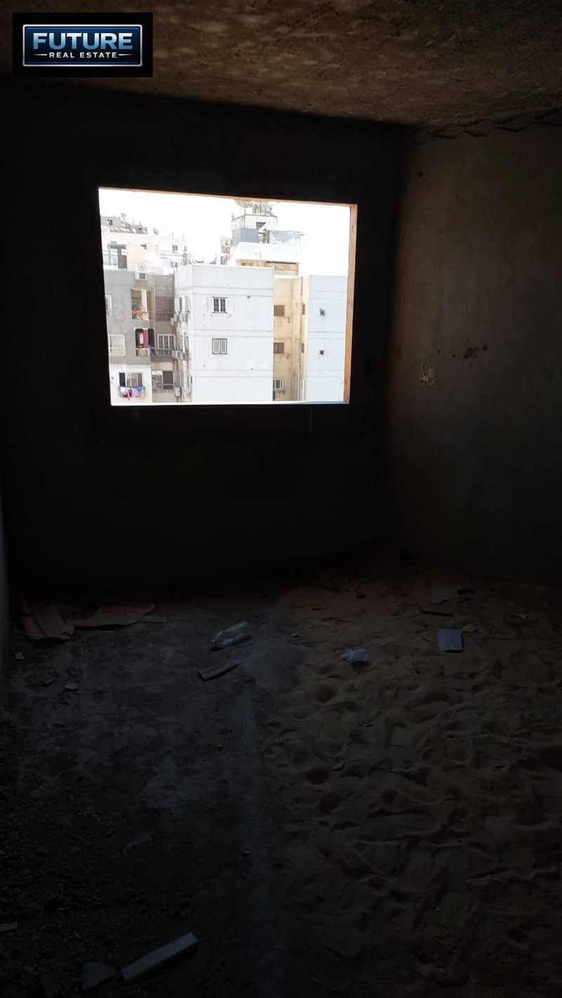 A 210 sqm apartment in Midan Al-Mamalik, Al-Muniral Rodah - Więcej