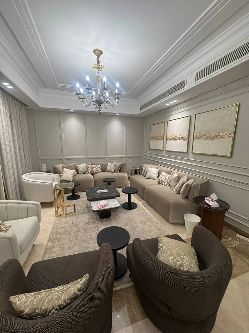 Fully Furnished Luxury Villa for Sale in Uptown Cairo, Mokattam – Premium Finishing & Prime Location - Ansicht 2
