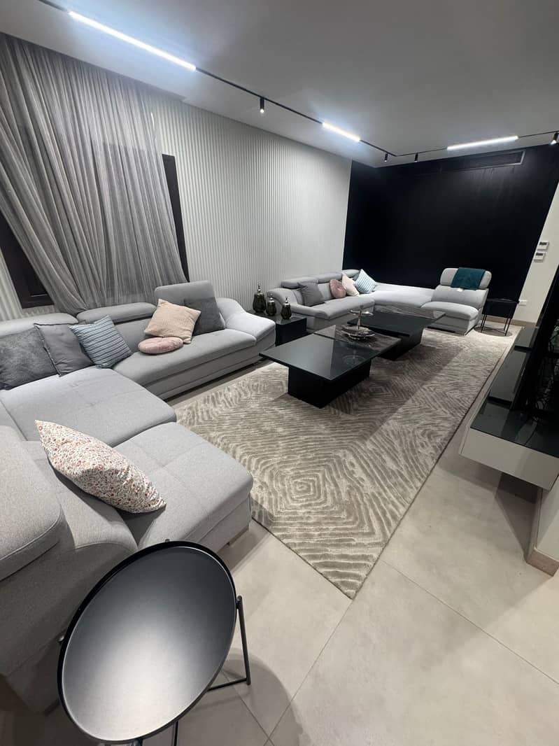 Fully Furnished Luxury Villa for Sale in Uptown Cairo, Mokattam – Premium Finishing & Prime Location - Ansicht 3