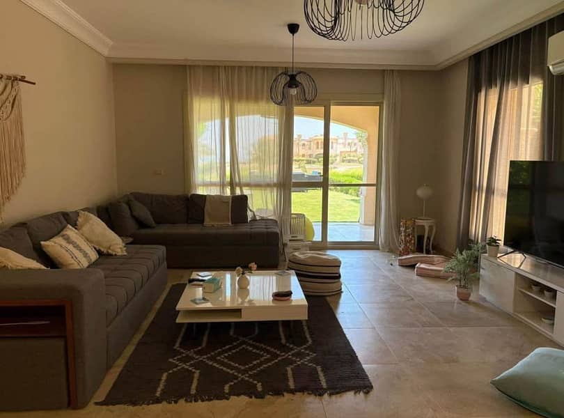 Chalet for sale in a prime location in the village, overlooking the sea and swimming pool, ready for immediate occupancy. - Altro