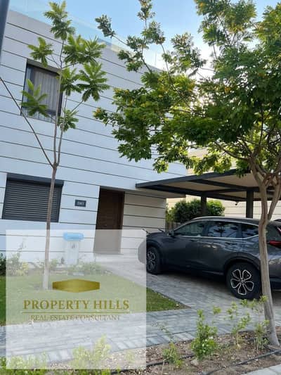 5 Bedroom Villa for Sale in Shorouk City, Cairo - FB_IMG_1763210688742. jpg