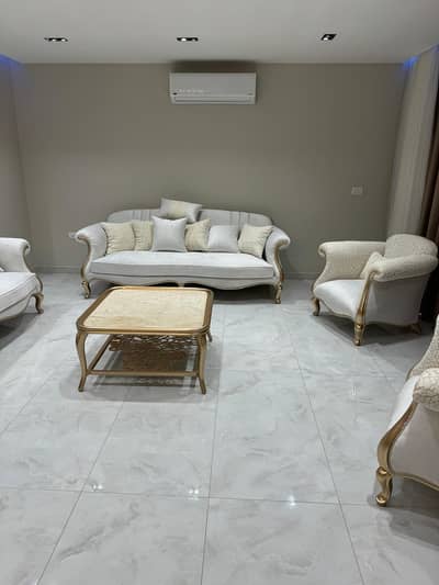 شقة 4 غرف نوم للايجار في مدينتي، القاهرة - WhatsApp Image 2026-03-07 at 1.36. 42 PM (1). jpeg