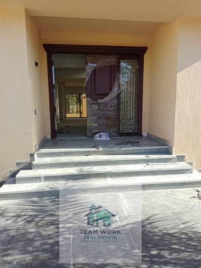 فیلا 4 غرف نوم للبيع في الشيخ زايد، الجيزة - 1adb1cff-3e7c-4c3b-bf8f-e24dc7166195. jpg