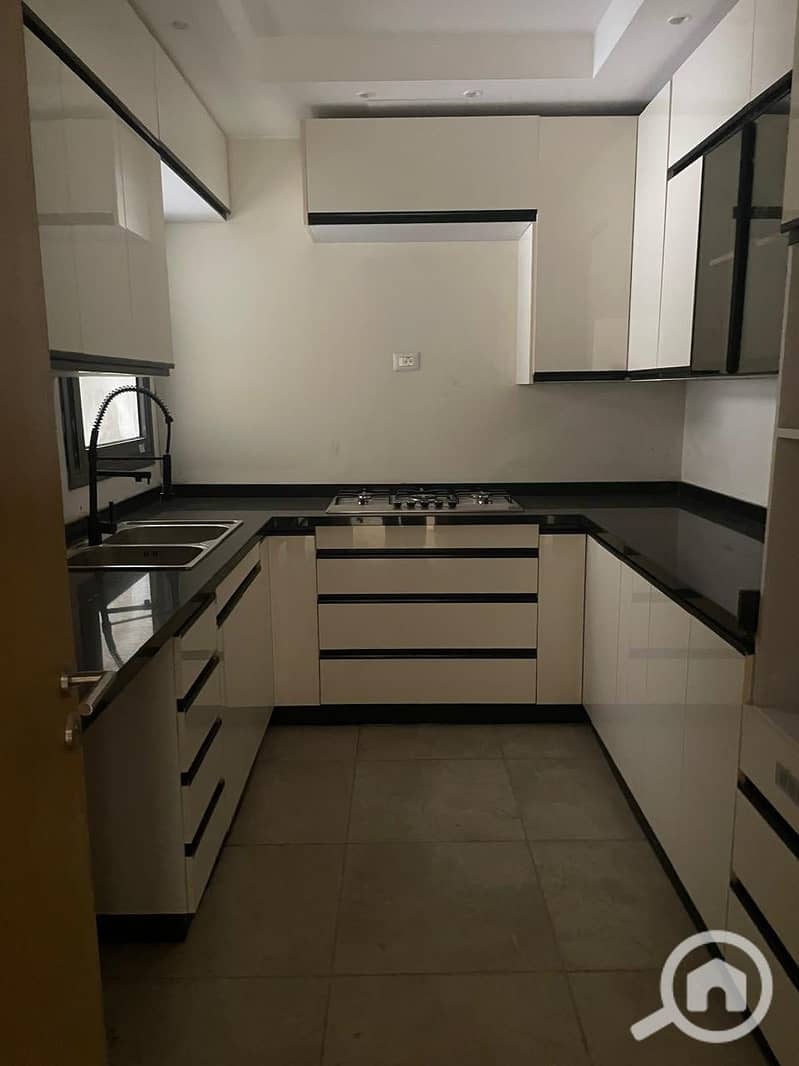 5 492464381_10229739595815574_5671041987853303426_n. jpg