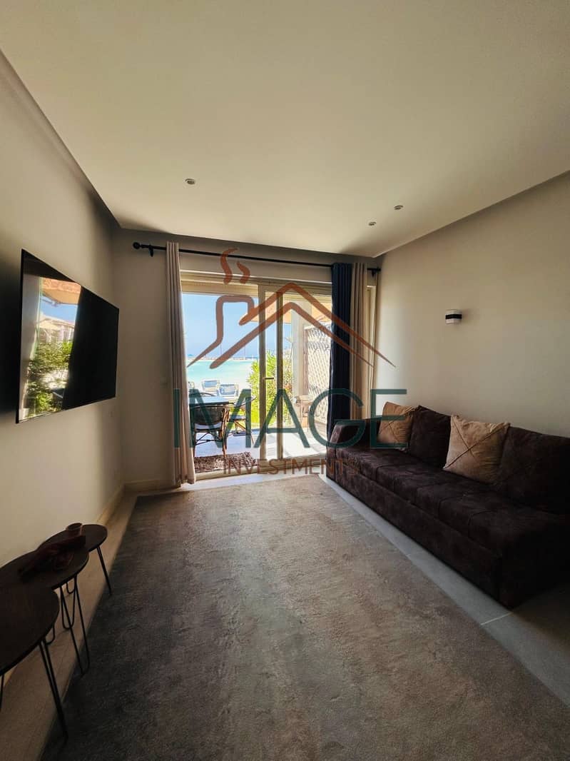 Fully Finished Cabin for Sale on the First Sea Row with Reception and Mini Kitchen in Hacienda Bay North Coast – pohled 5