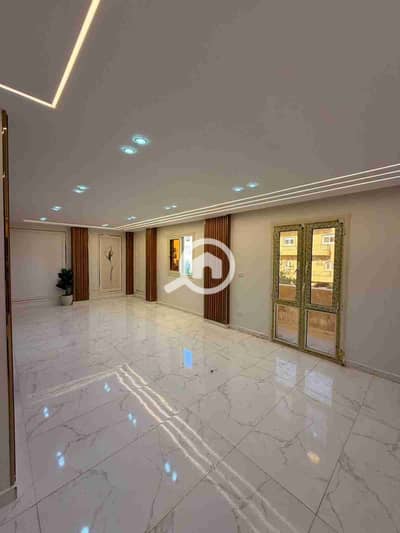 شقة 4 غرف نوم للبيع في 6 أكتوبر، الجيزة - 1000362030. jpg