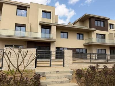 4 Bedroom Villa for Sale in Sheikh Zayed, Giza - be0cf587-92cb-49e8-848a-081942a2a555. jpg