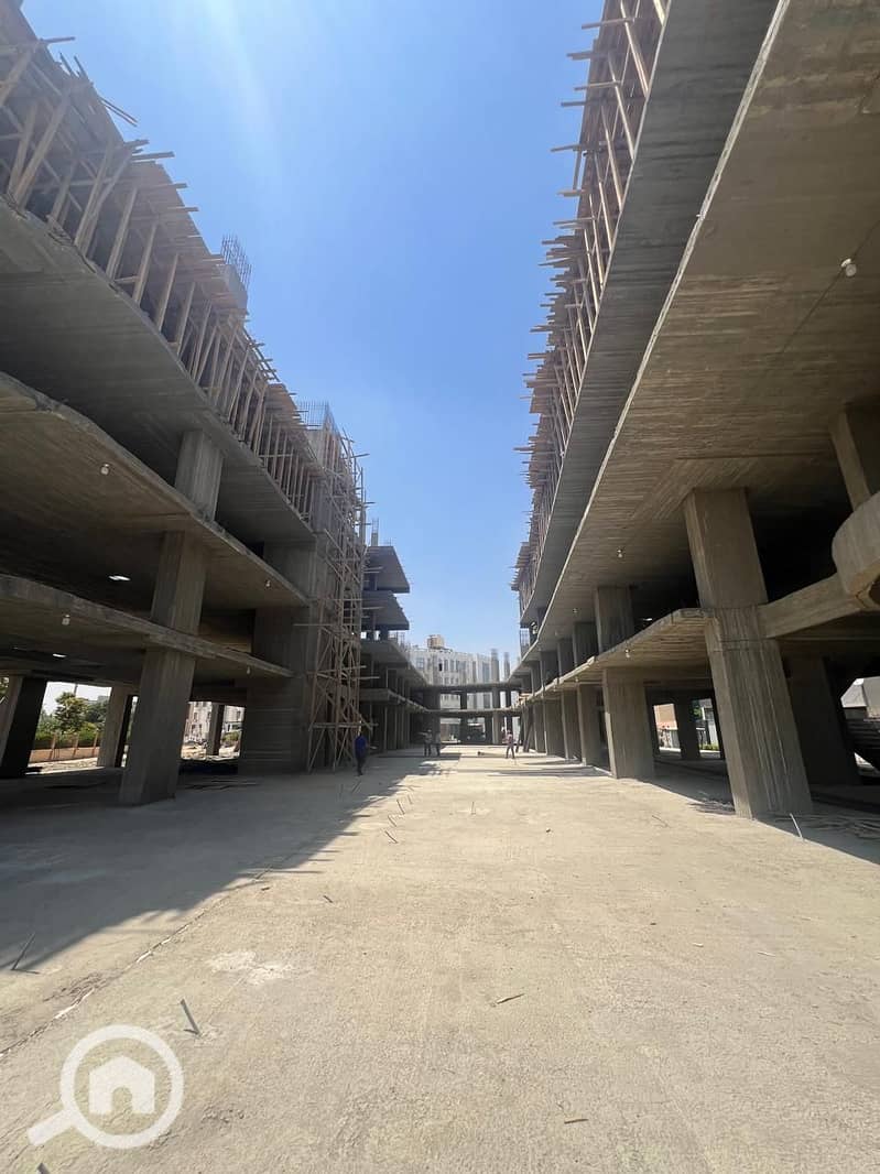 Immediate handover with installments, administrative office, 171 sq m, Mall 101, Sheikh Zayed - Mehr