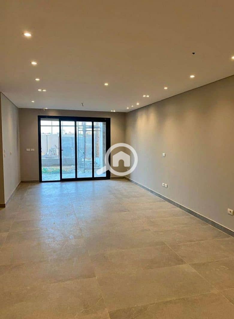 60 sqm shop for sale ready to move on the main façade in El Karma 4, Sheikh Zayed, near Beverly Hills and Al Nozha Street - Widok 6