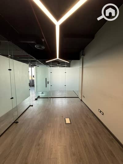 مکتب  للايجار في الشيخ زايد، الجيزة - portal 3. jpg