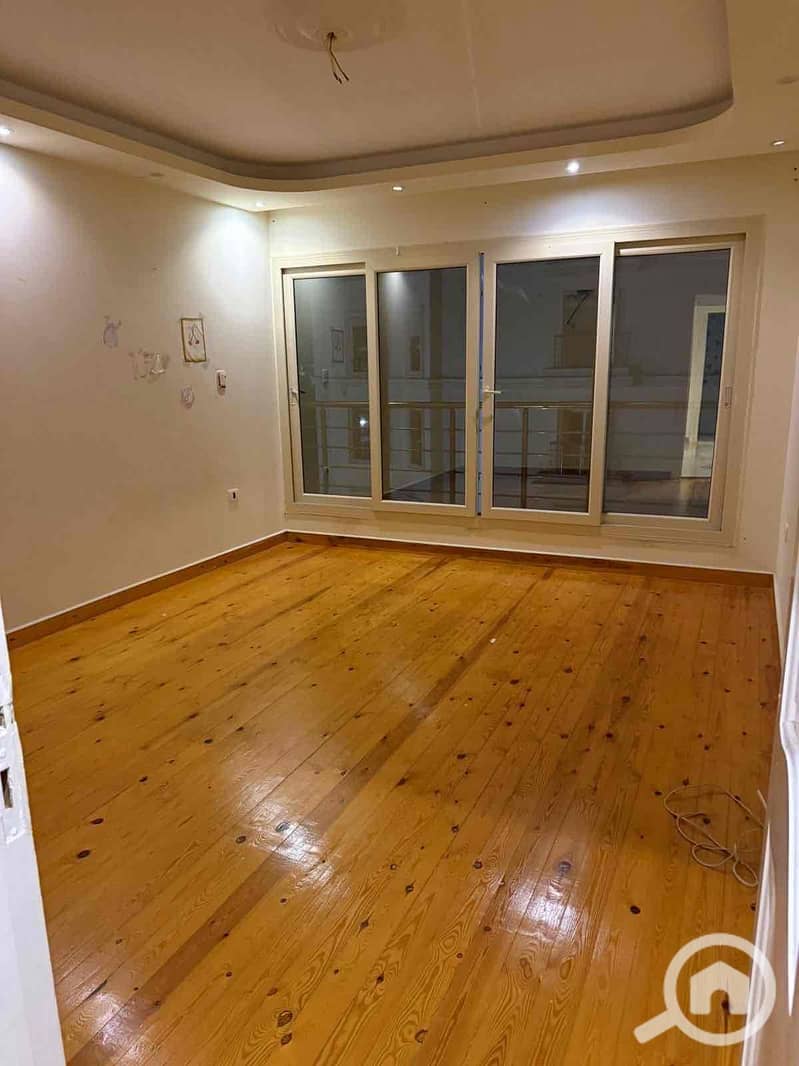 Apartment for sale in the most upscale areas of Kafr Abdu, close to Al-Mubi Park (Brand Building) - Widok 4