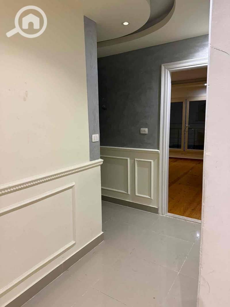 Apartment for sale in the most upscale areas of Kafr Abdu, close to Al-Mubi Park (Brand Building) - Więcej