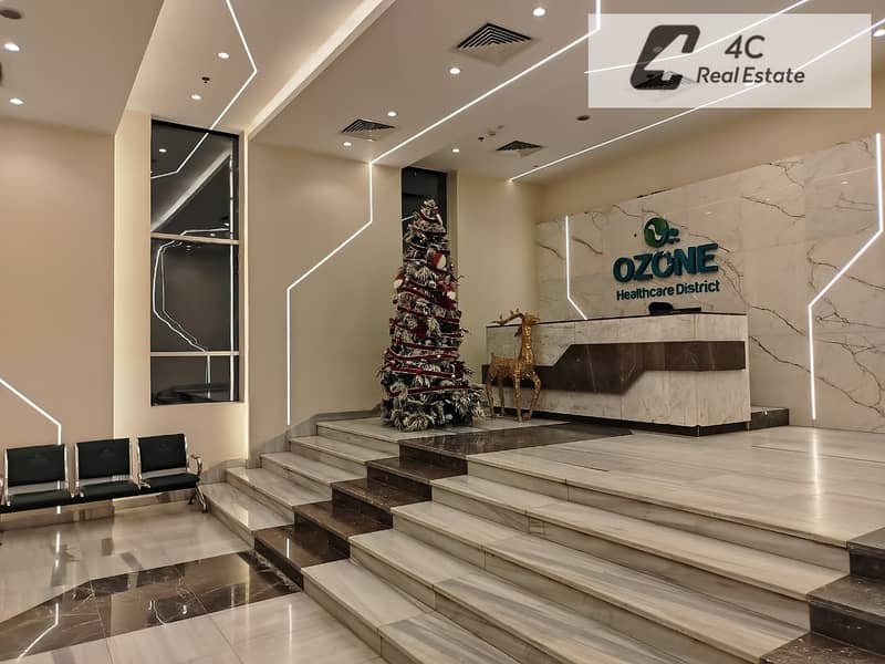 For a quick sale at lowest price in market Clinic fully finished with AC's ready to move View of the plaza in the OZONE Project In the heart of Al Nar - Widok 6